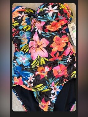 Swimwear - NEW Blue Rod Beattie one piece swimsuit sz 8